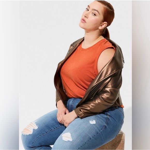 TORRID Super Soft Slub Crew Neck Roll Sleeve Muscle Tank NWT - Picture 3 of 8